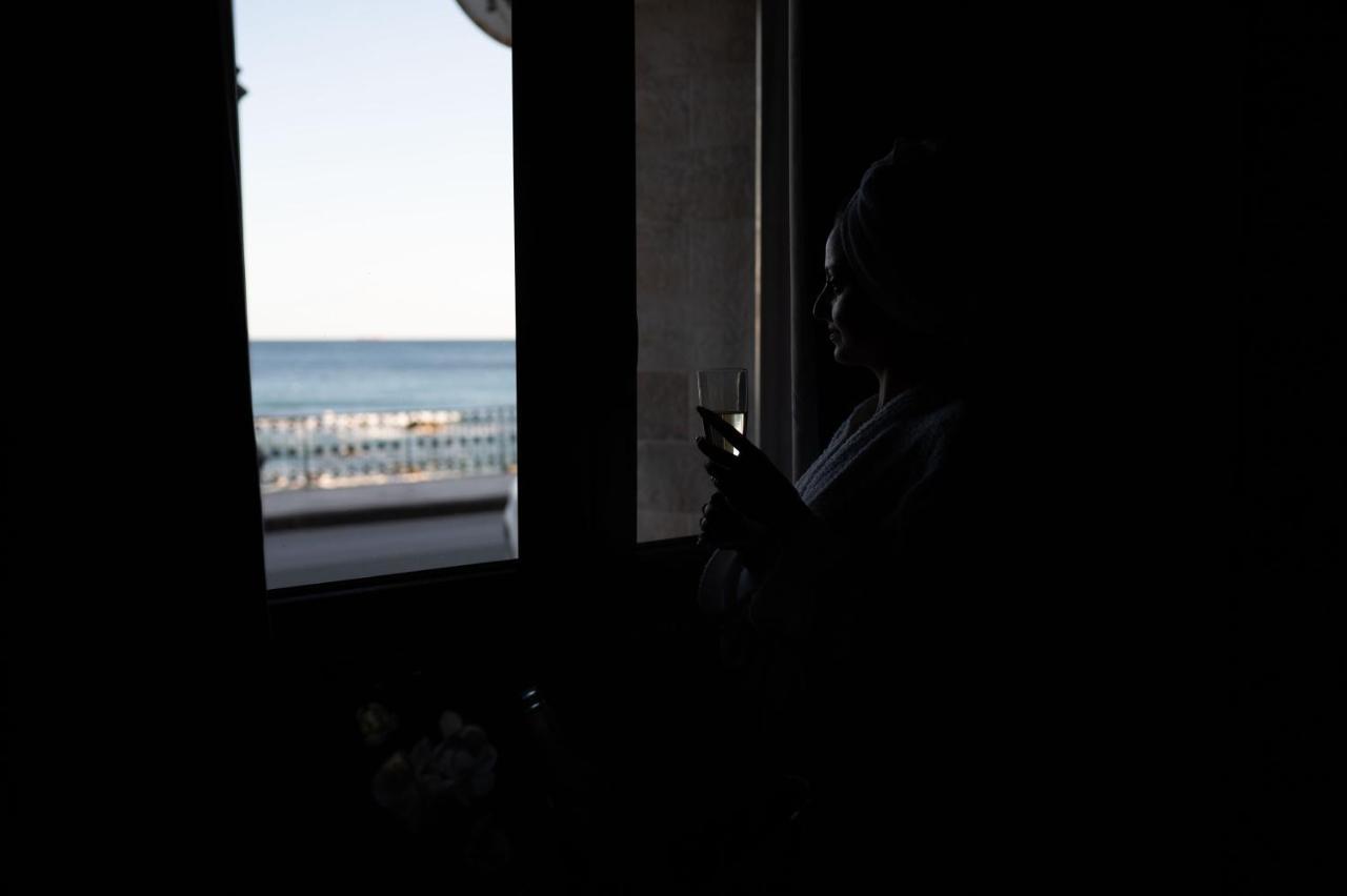 Th Luxury Suite Giardini-Naxos Extérieur photo
